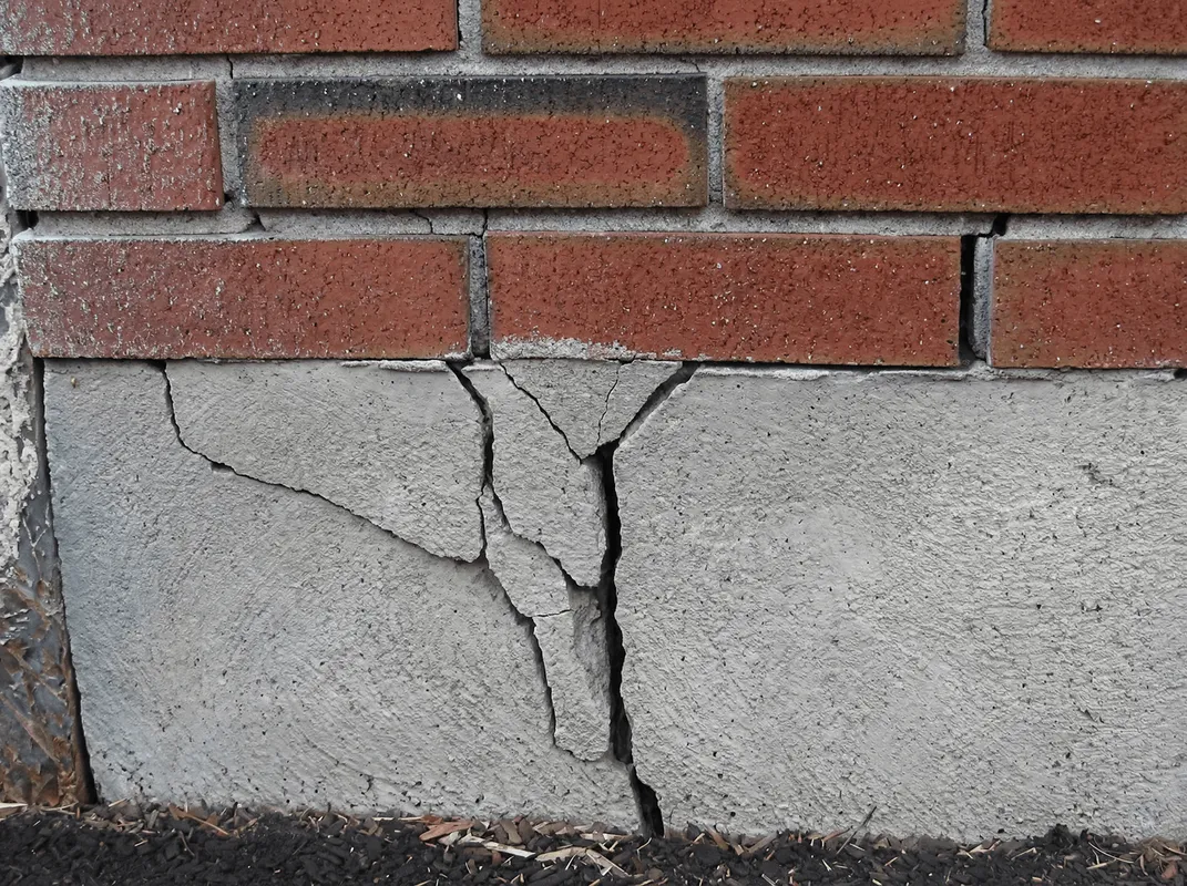 Concrete foundation with serious structural damage in Columbus, OH